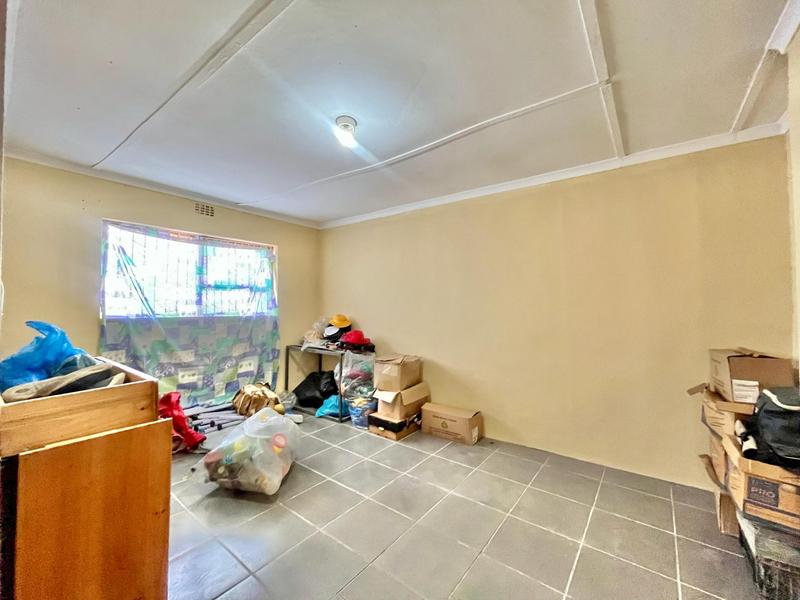 6 Bedroom Property for Sale in Eersterivier Industria Western Cape